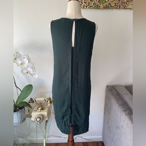 Green dress by F21 - Picture 3 of 11